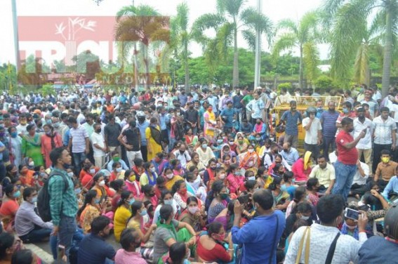 Terminated 10323 teachers kicked off Mahakaran-Abhijyan